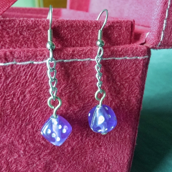 Cute Purple Dice Game Drop Earrings Chain Long - Picture 1 of 4